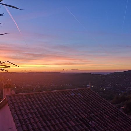 Vue Mer, Au Calme, Avec Jardin ! Spéracèdes Buitenkant foto